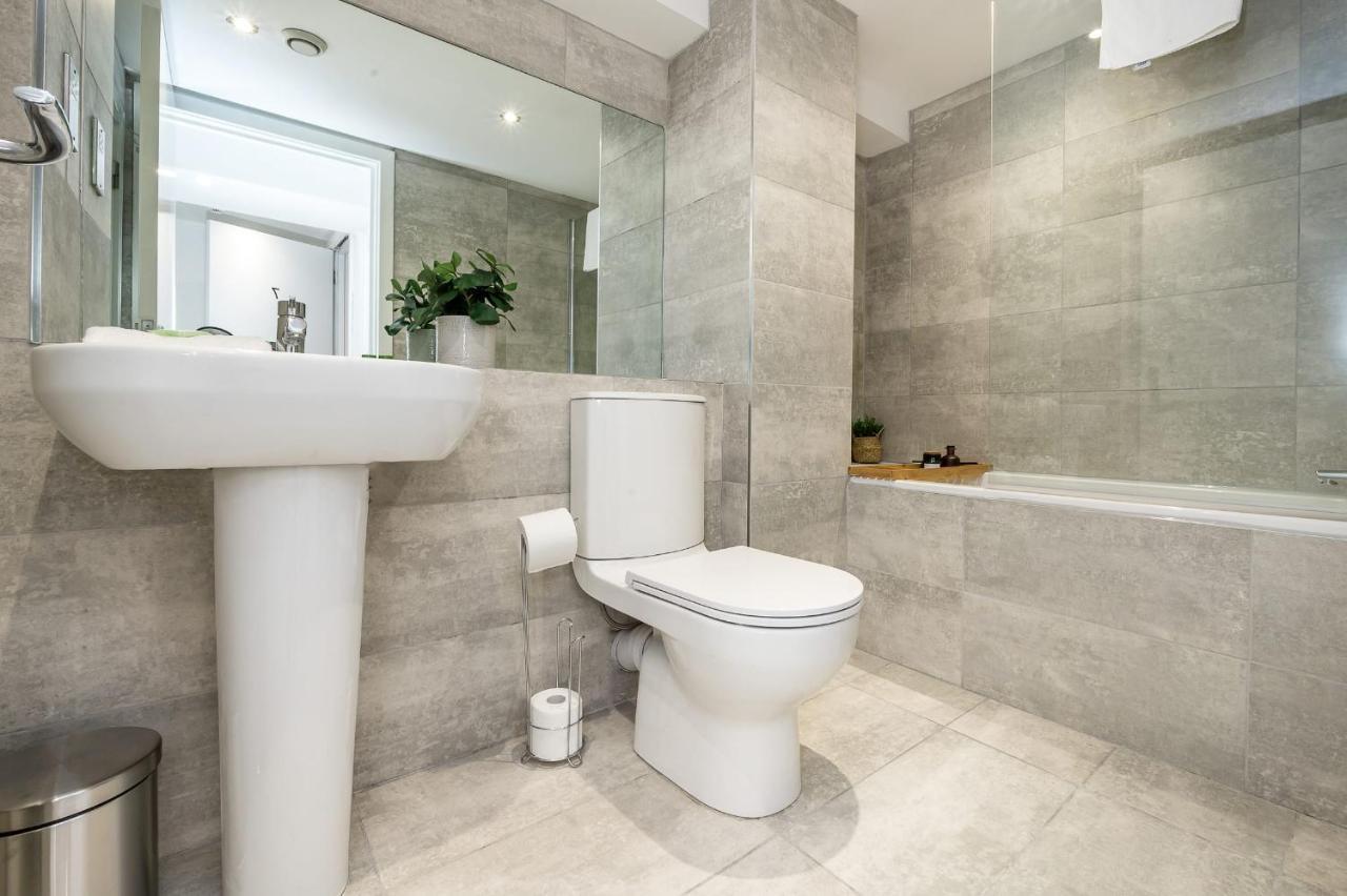 Host & Stay - The Cavern Quarter Apartment Liverpool Bagian luar foto